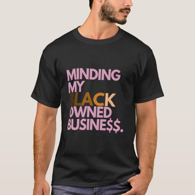 Camiseta Midiendo Mi Negocio Negro Propio (Anverso)
