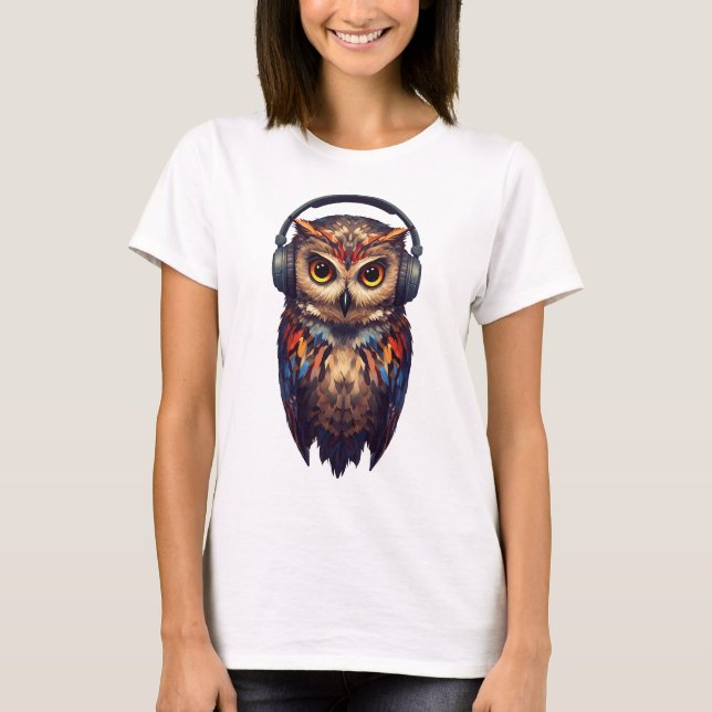 Camiseta Midnight Echo – Abstract Owl with Soul (Anverso)