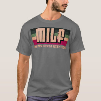 Camiseta Milf es mejor morado