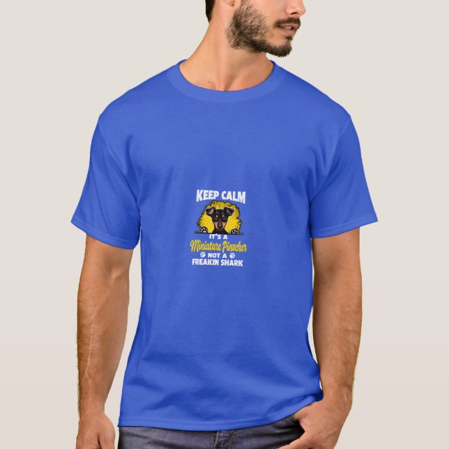 Camiseta Min Pin Keep Calm Miniature Pinscher Mini Gift (Anverso)