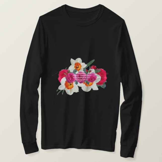 Camiseta Minimal Flower Line Art | Aesthetic Botanical  (Anverso del diseño)