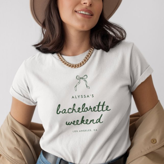 Camiseta Minimalist Green Coquette Bow Bachelorette Weekend (Subido por el creador)