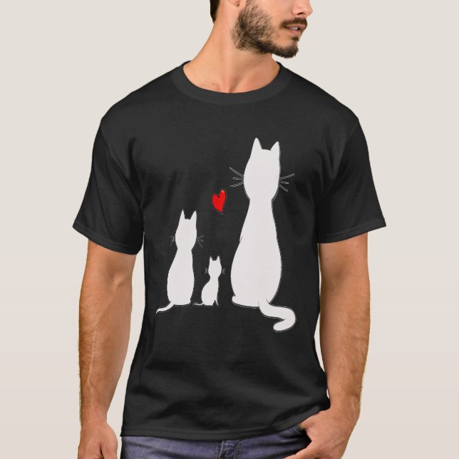 Camiseta Minimalist White Cat Family with Red Heart Art T-S (Anverso)