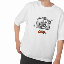 Camiseta Minimalista de Tipografía Click de Cámara