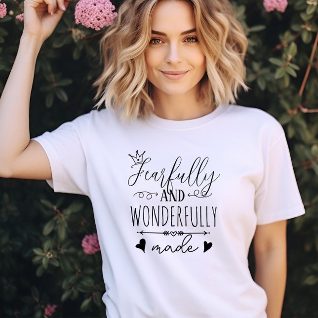 Camiseta minimalista hecha con miedo y maravilla (Fearfully & Wonderfully Made Minimalistic T-Shirt)