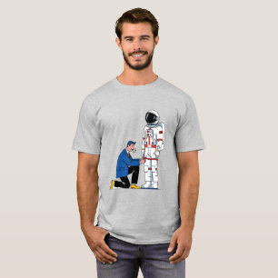 Camiseta Minimalista Unisex con traje astronauta
