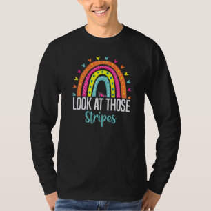 Camiseta Mira Esas Rayas De Césped Que Mueven A Papá Lawn M