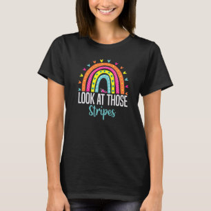Camiseta Mira Esas Rayas De Césped Que Mueven A Papá Lawn M