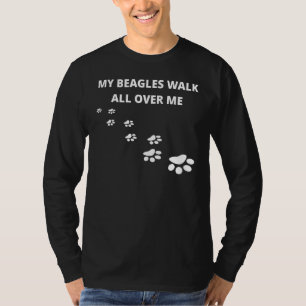 Camiseta Mis Beagles Caminan Por Mí