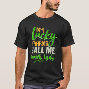 Camiseta Mis encantos suertudos me llaman Día del Almuerzo 