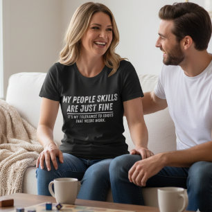Camiseta Mis habilidades sociales están bien – div