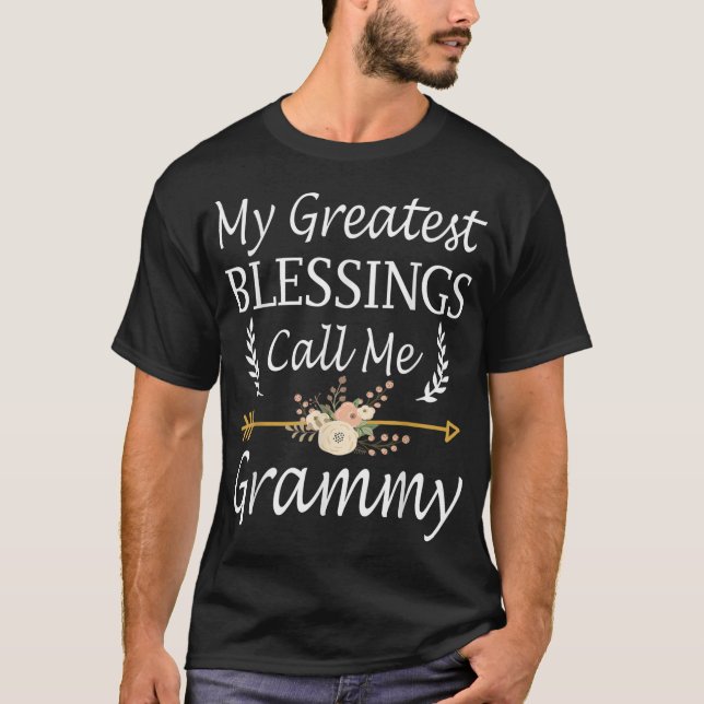 Camiseta Mis mayores bendiciones me llaman Grammy dulce mad (Anverso)