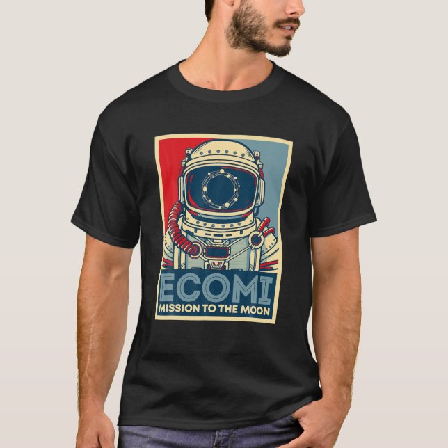 Camiseta Misión Ecomi Al Astronauta De La Luna OMI Crypto (Anverso)