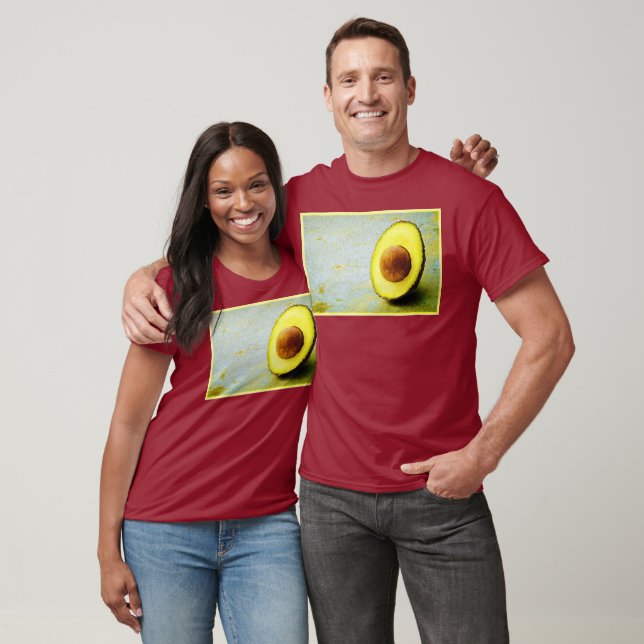 Camiseta "Mitad aguacate" Foto Cute. ¡Hazte con una en Zazz (Unisexo)
