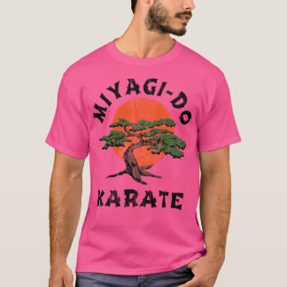 Camiseta Miyagi Do Karate angustiado