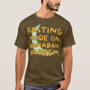 Camiseta Moda de ayuno de Ramadán en Feliz Ramadán Musulman