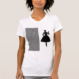 Camiseta Moda negra moderna con silueta de moda