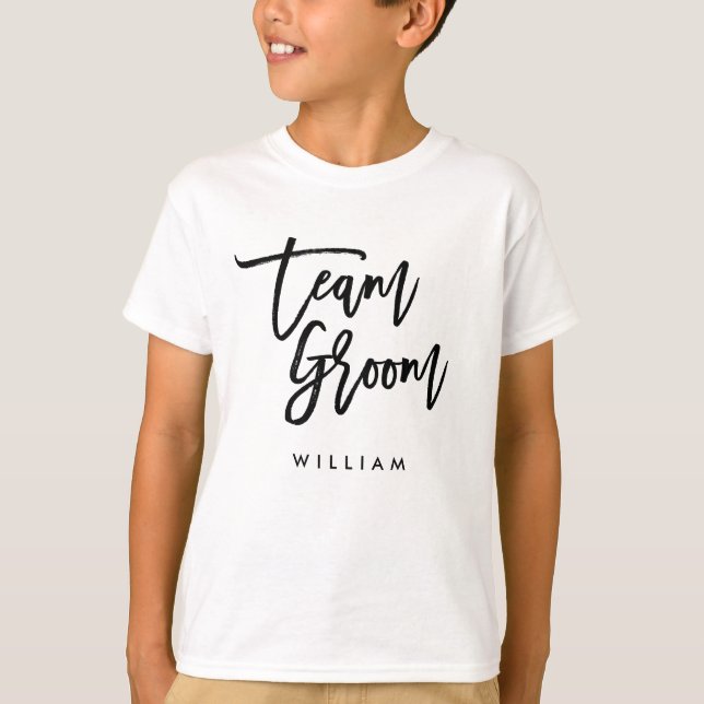 Camiseta Moda Pincel de moda Negro Script Team Groom (Anverso)