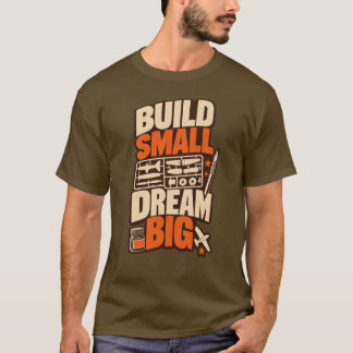 Camiseta Model Builder Build Small Dream Big
