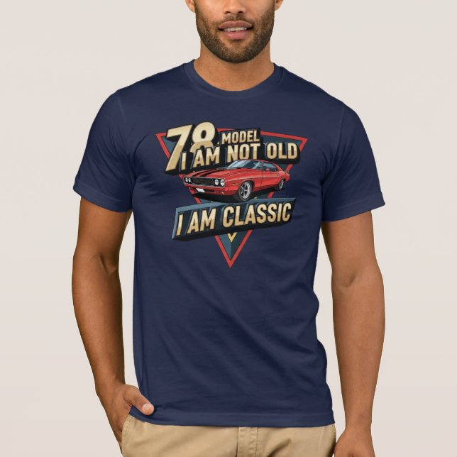 Camiseta Modelo 78 No soy viejo Soy triangular clásico (Anverso)