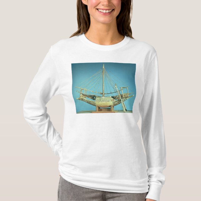 Camiseta Modelo de uno de los barcos del pharaoh (Anverso)