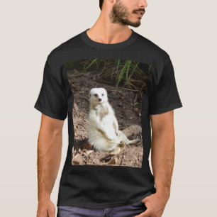 Camiseta Modelo en lo salvaje: Meerkat blanco posando para