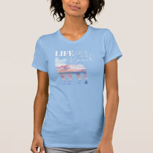 Camiseta Moderna escena de playa francesa rosa y azul