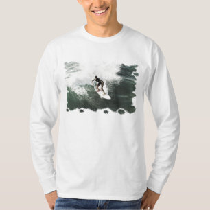 Camiseta Moderna plantilla de surfista elegante de arte pop