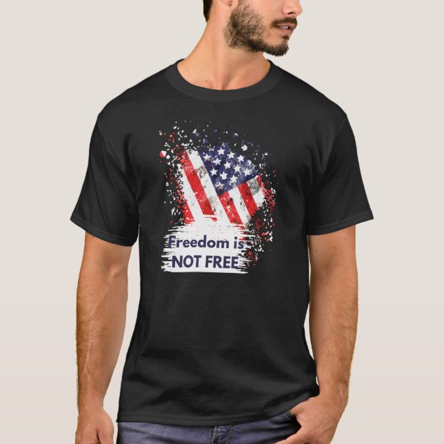 Camiseta Moderna y elegante tipografía Libertad política (Anverso)