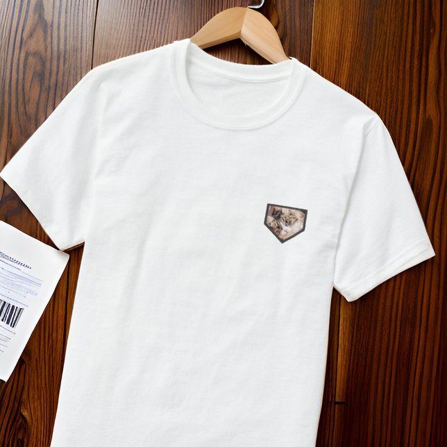 Camiseta Moderna y simple foto de Mascota de la placa de Pe (Subido por el creador)