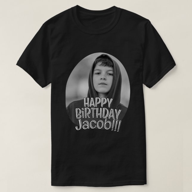 Camiseta Moderna y Simple Tarjeta de Feliz Cumpleaños con F (Diseño del anverso)