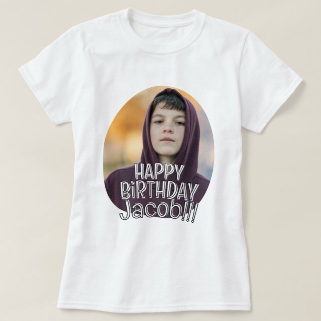 Camiseta Moderno Simple Cool Cumpleaños Tarjeta de Felicita (Diseño del anverso)