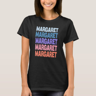 Camiseta Moderno texto repetido Margaret
