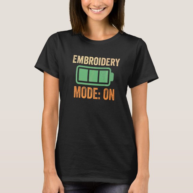Camiseta Modo de Bordado en Batería (Anverso)