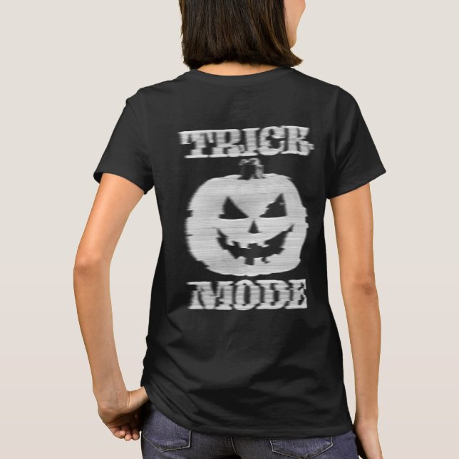 Camiseta Modo de truco Glitchy Calabaza delantera y trasera (Reverso)