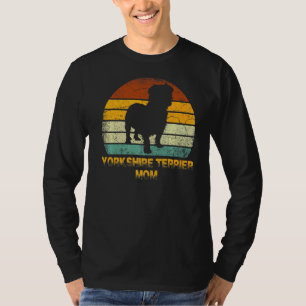 Camiseta Mola, dueña de perros y madre del terror de Retro 