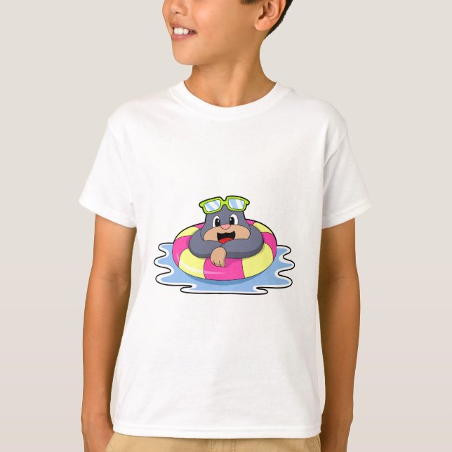 Camiseta Mole en Natación con anillo de natación.PNG (Anverso)