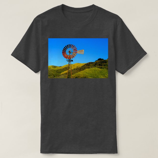Camiseta Molino de viento de bombeo de agua (Diseño del anverso)