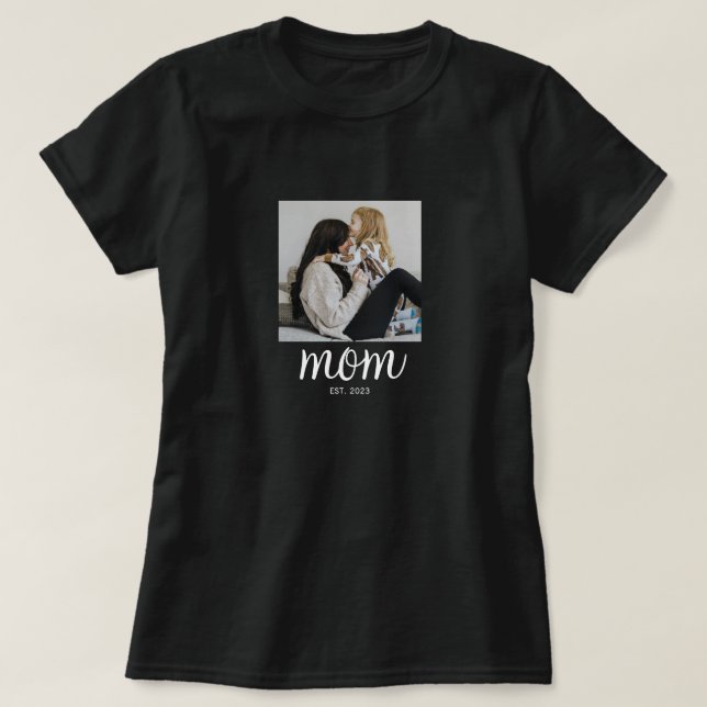 Camiseta Mom Established Script Photo T-Shirt (Diseño del anverso)