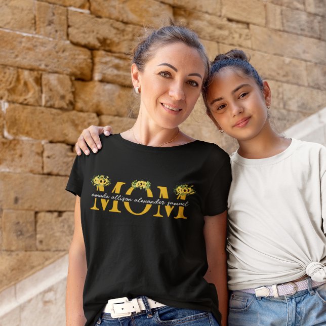 Camiseta MOM personalizado con nombres de niños (Subido por el creador)
