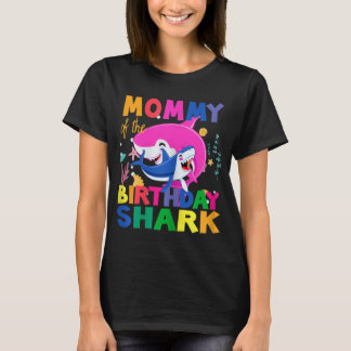 Camiseta Momia del cumpleaños del tiburón de cumpleaños