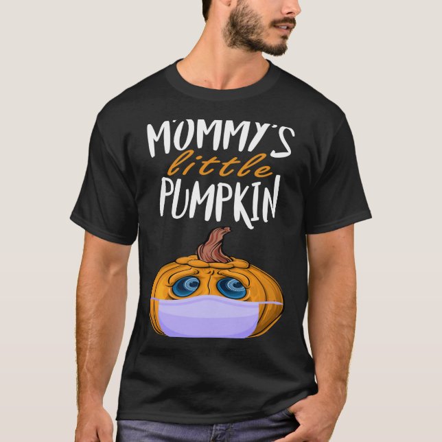 Camiseta Mommy's Little Pumpkin Pregnancy Quarantine (Anverso)