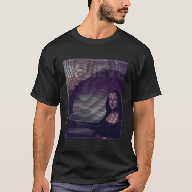 Camiseta Mona Lisa frente al OVNI (Anverso)