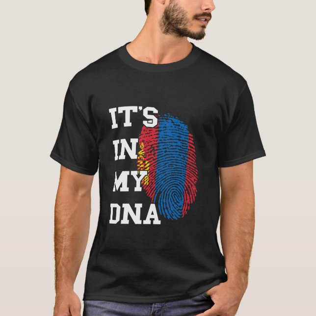 Camiseta Mongolia Raíces Mongolas Está En Mi ADN Mongol  (Anverso)