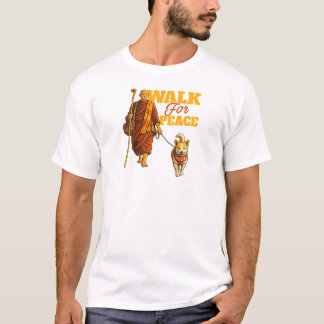 Camiseta Monje Caminante de la Paz con Perro Aloka – Camina