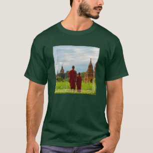 Camiseta Monjes con templos antiguos