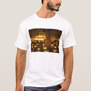 Camiseta Monjes encendiendo khom lanzan velas y lámparas pa