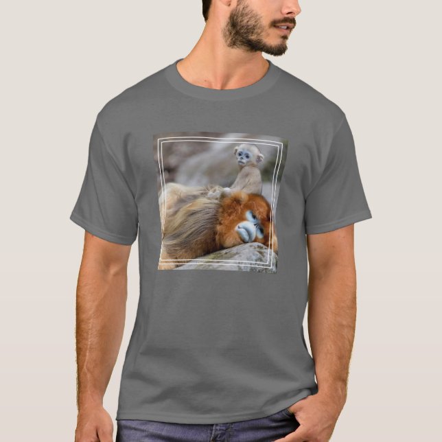 Camiseta Mono Nariz Chata Dorado Padre con Bebé (Anverso)