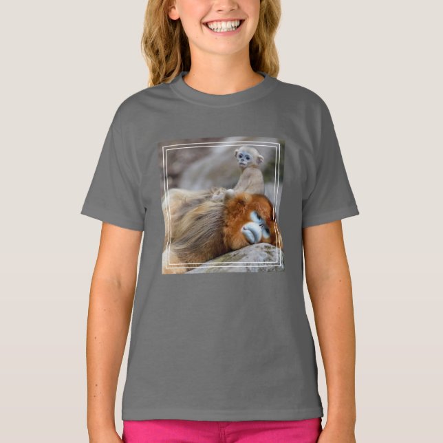 Camiseta Mono Nariz Chata Dorado Padre con Bebé (Anverso)