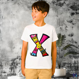 Camiseta Monograma colorido y divertido X Tribal y Doodle